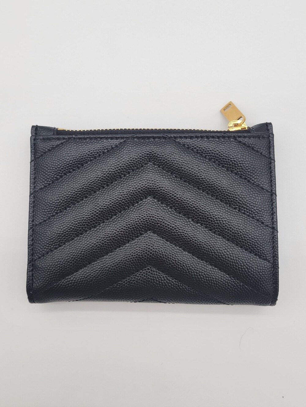 NWOTs! Saint Laurent Black Cheveron Quilted Pebbked Leather Bi- Fold Wallet - Picture 3 of 9